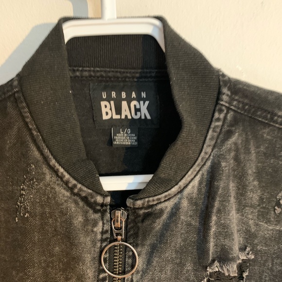 jacket - Picture 2 of 3